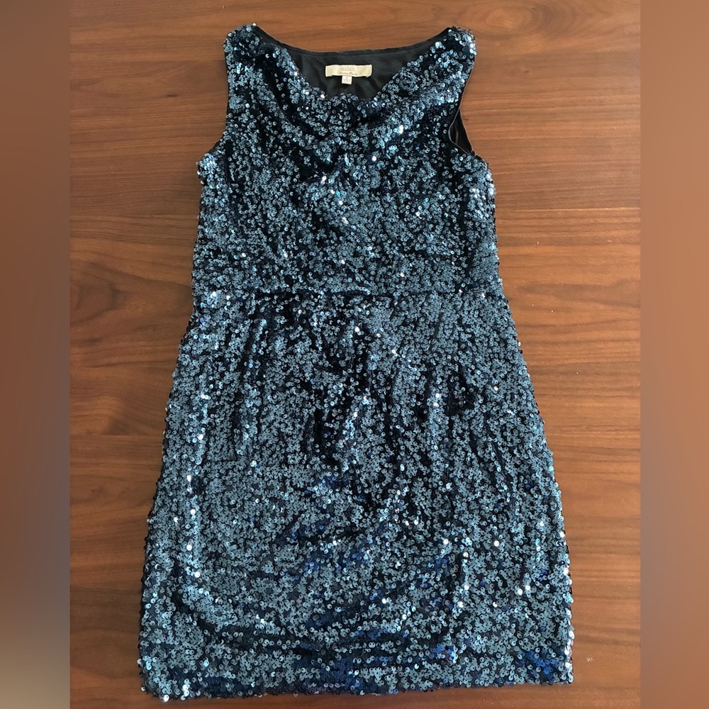 Aidan by Aidan Mattox sequined dress, sz 8, Holiday stunner